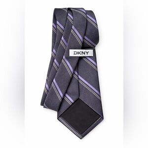 DKNY Men's Tie in Purple and Black Stripes